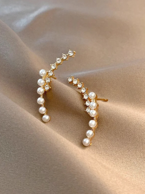 Elegant Pearl and Crystal Earrings