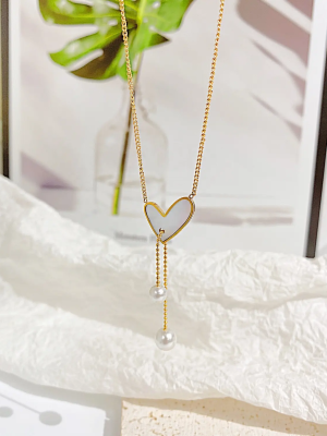 NE-11 Love Pulled Pearl Versatile Shell Heart Pendant  Necklace