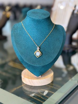 NE-151 Lotus Flower Pearl Necklace For Women