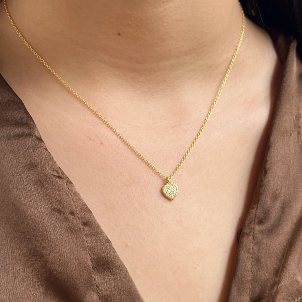 NE-191 Sparkling Heart Pendant for Women with Chain