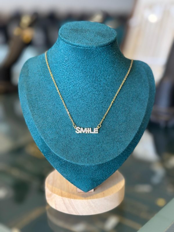 NE-203 Smile Letter Pendant Charm Necklace