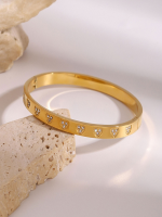 Anti-Tarnish Crystal Heart Gold Bracelet