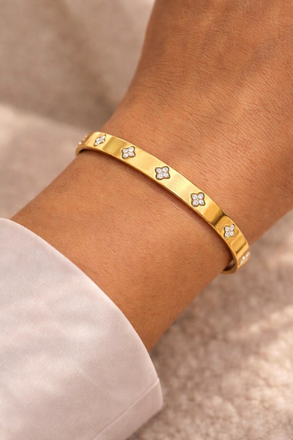 Anti-Tarnish Gold Crystal Floral Bracelet