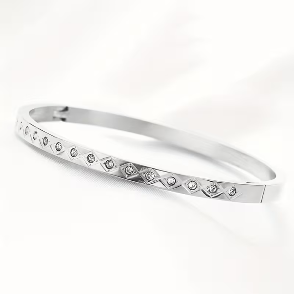 Anti-Tarnish Silver Geometric Crystal Rhombus Design Bracelet