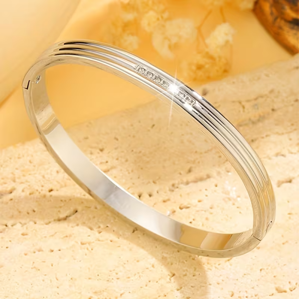 Anti-Tarnish Silver Ridged Bracelet with Crystals