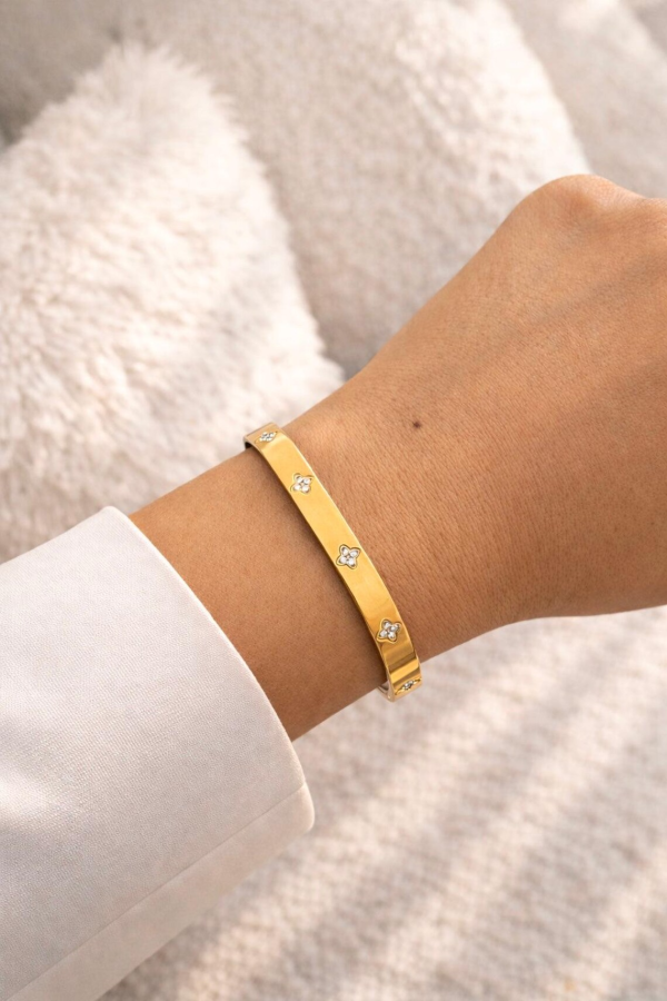 Anti-Tarnish Gold Crystal Floral Bracelet