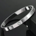 Anti-Tarnish Silver Clover Crystal Bracelet