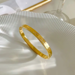 Anti-Tarnish Gold Engraved 'I Love You' Bracelet