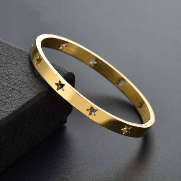 Anti-Tarnish Gold Cut-Out Star Bracelet